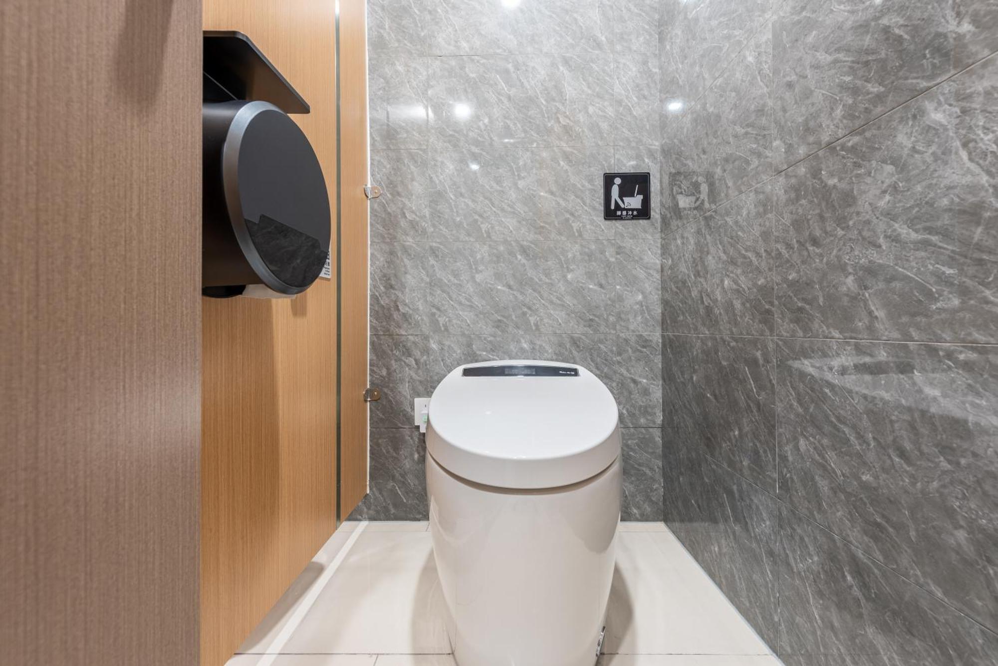 Lemon Hotel - Metro Line 1 Line 7 Changshu Road 200 Meters เซี่ยงไฮ้ ภายนอก รูปภาพ