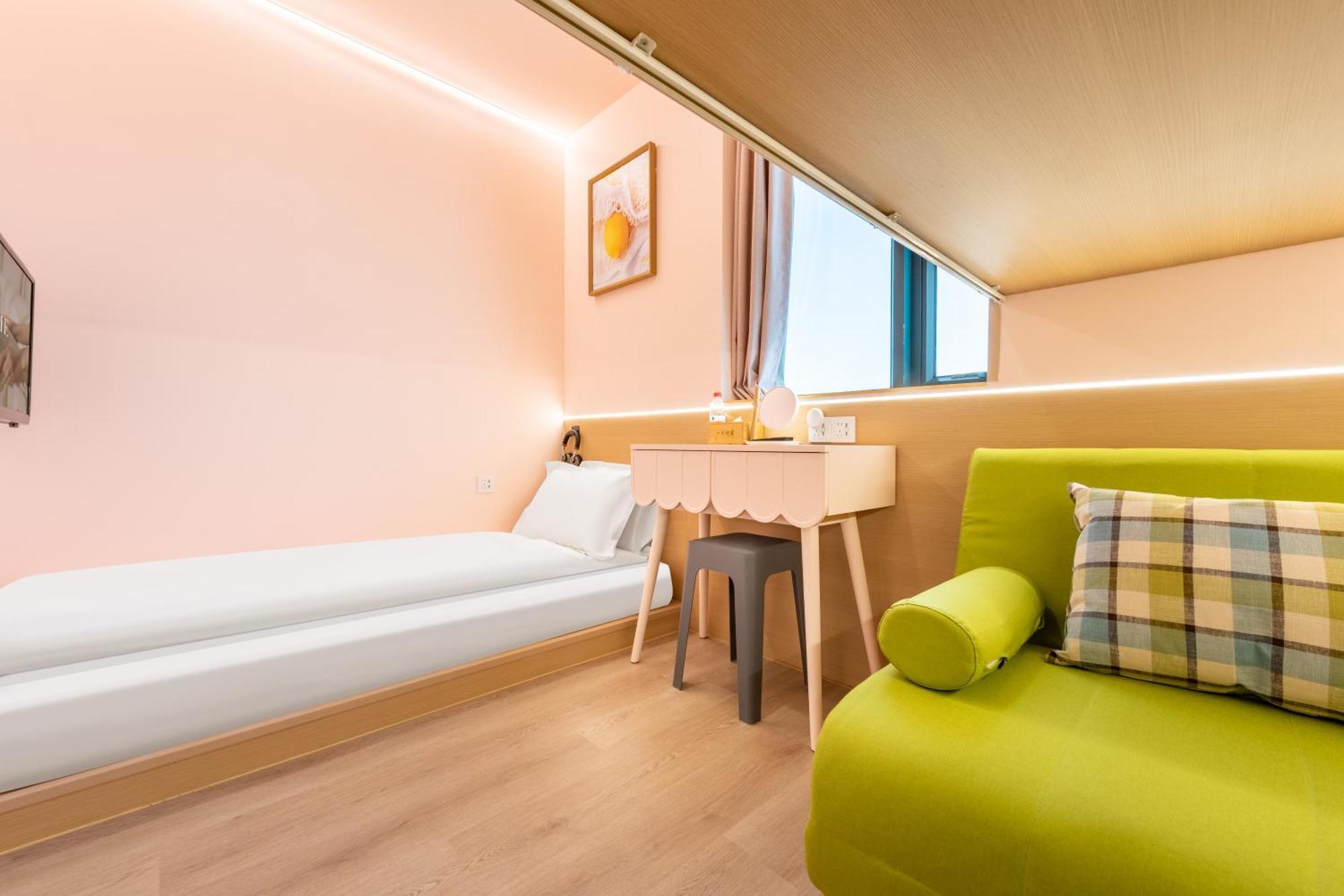 Lemon Hotel - Metro Line 1 Line 7 Changshu Road 200 Meters เซี่ยงไฮ้ ภายนอก รูปภาพ